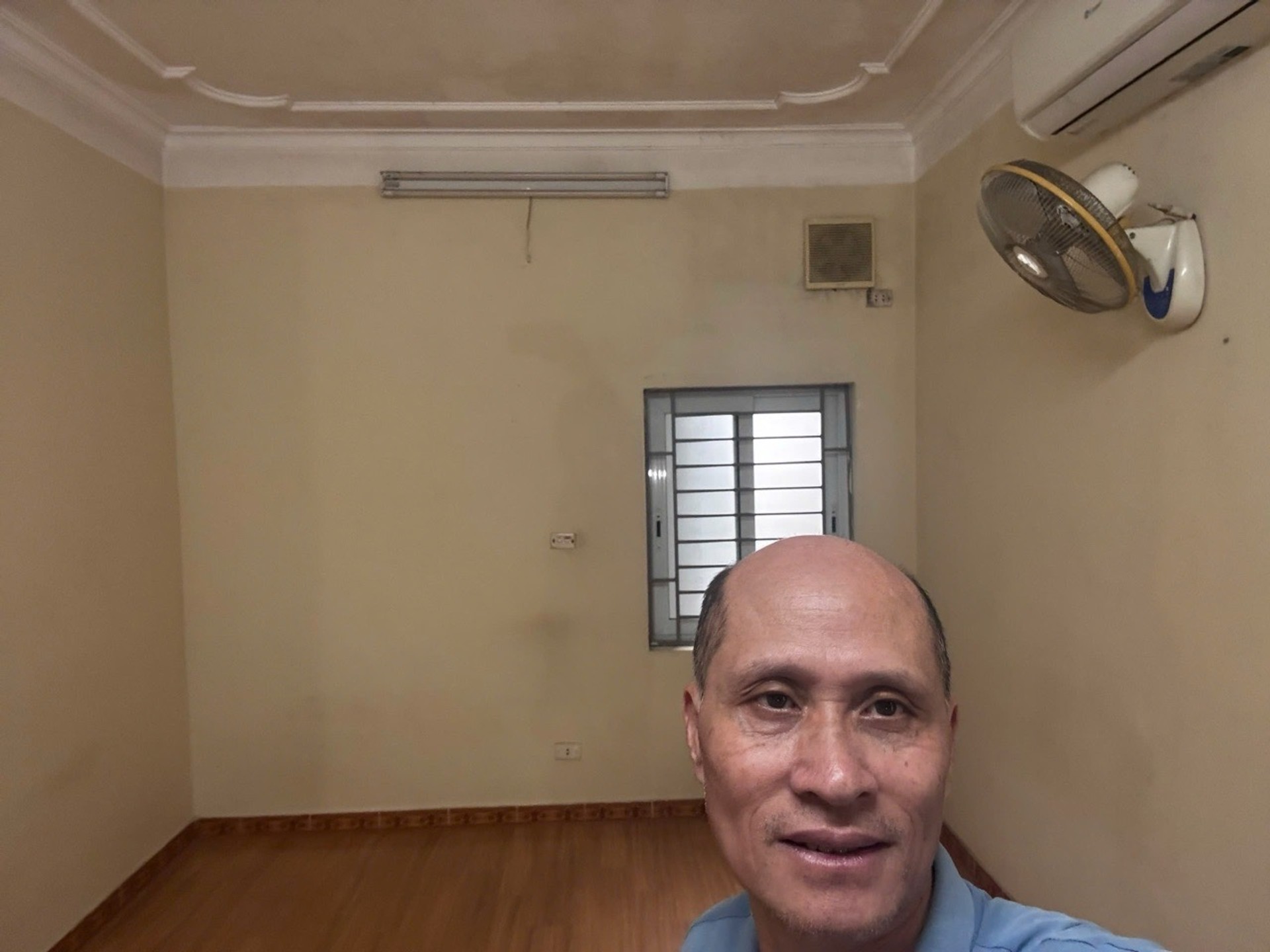 Bán nhà Lê Duẩn - diện tích 32m2 5 tầng - Nhà nhỏ dòng tiền, sát phố - giá 5 tỷ