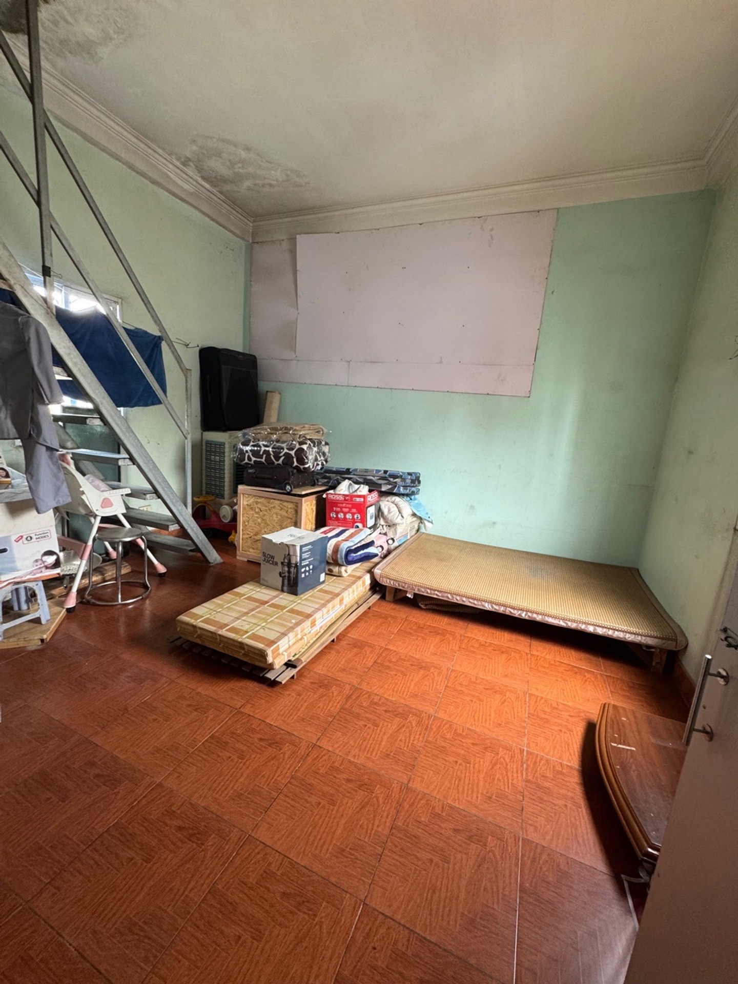 Bán nhà Yên Duyên - diện tích 76m2 5 tầng - vừa ở vừa kinh doanh - giá 27,5 tỷ
