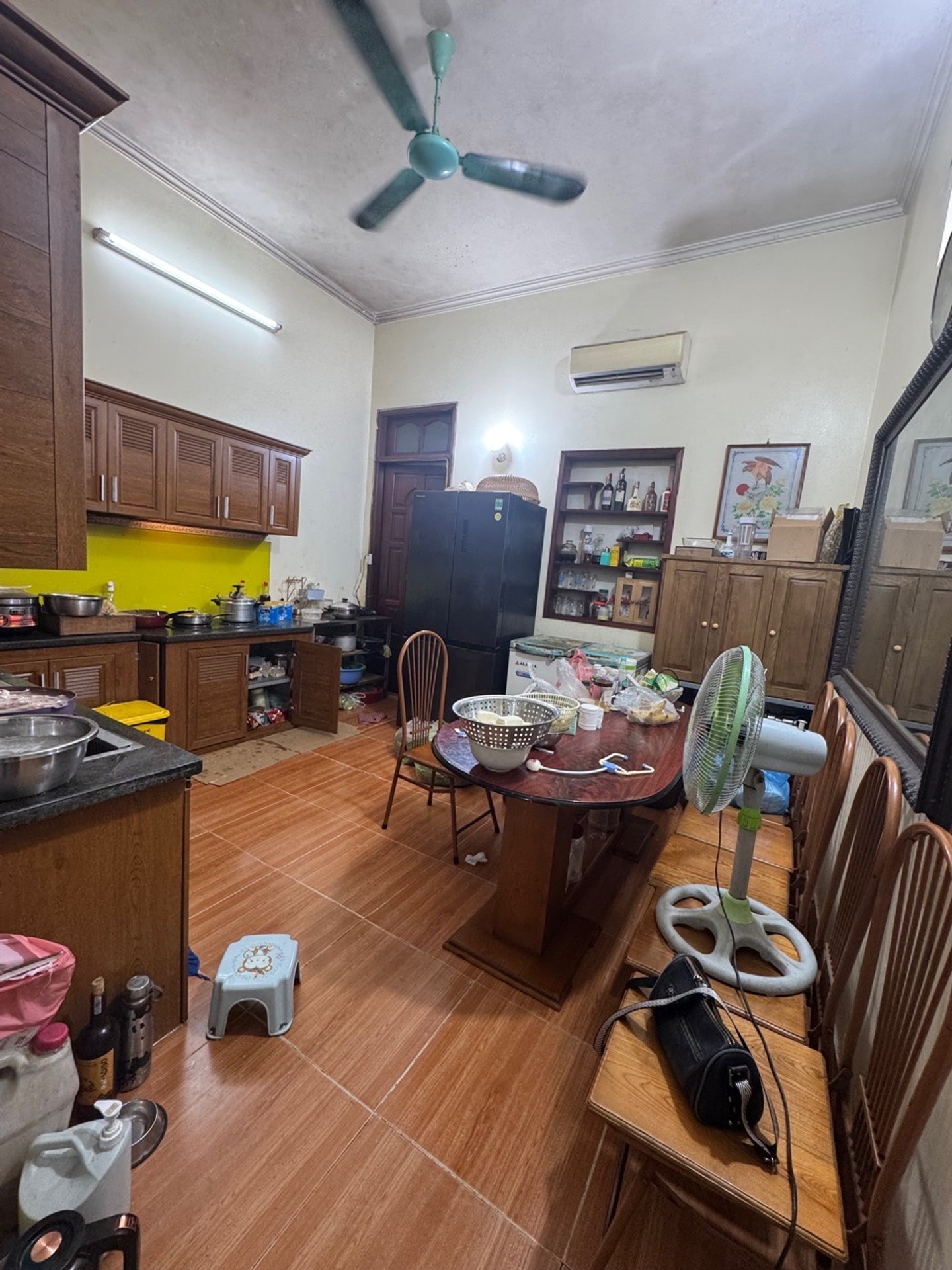 Bán nhà Yên Duyên - diện tích 76m2 5 tầng - vừa ở vừa kinh doanh - giá 27,5 tỷ