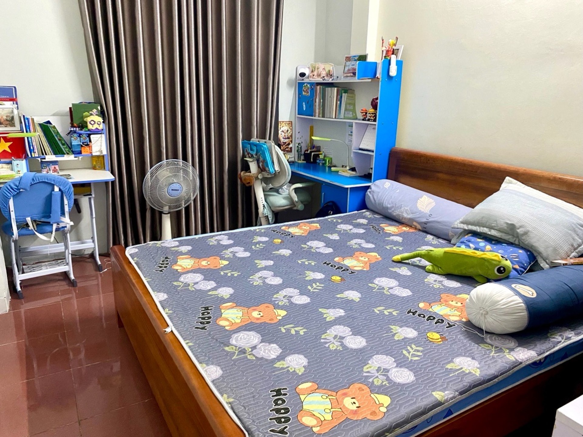 Bán nhà Lĩnh Nam - diện tích 20m2 4 tầng - Ngõ thông, tiện ích nhiều - giá 5,9 tỷ