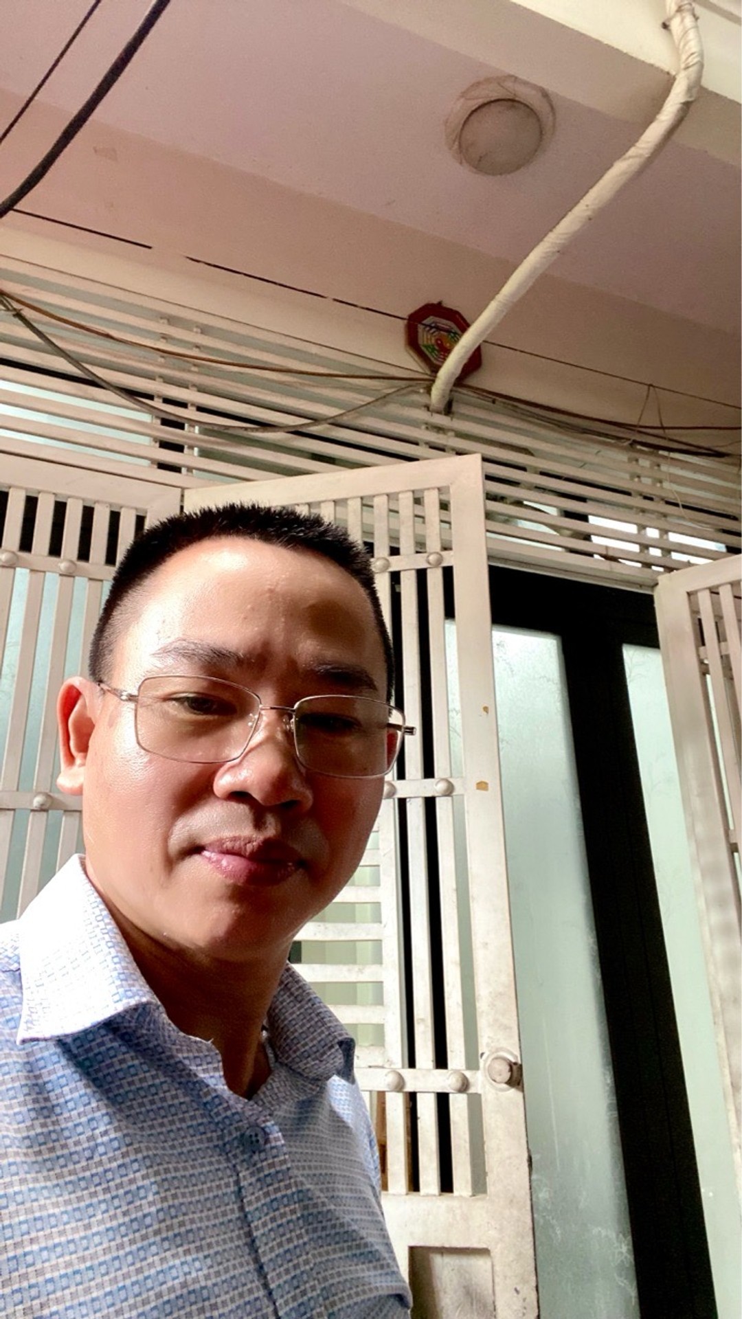 Bán nhà Lĩnh Nam - diện tích 20m2 4 tầng - Ngõ thông, tiện ích nhiều - giá 5,9 tỷ