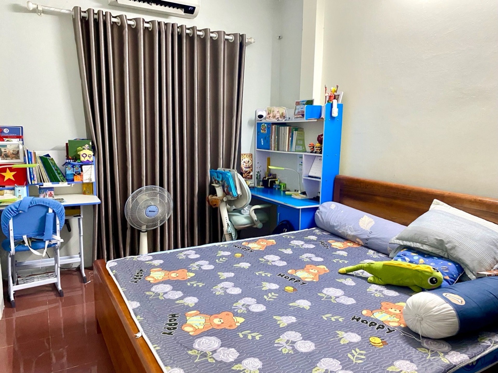 Bán nhà Lĩnh Nam - diện tích 20m2 4 tầng - Ngõ thông, tiện ích nhiều - giá 5,9 tỷ