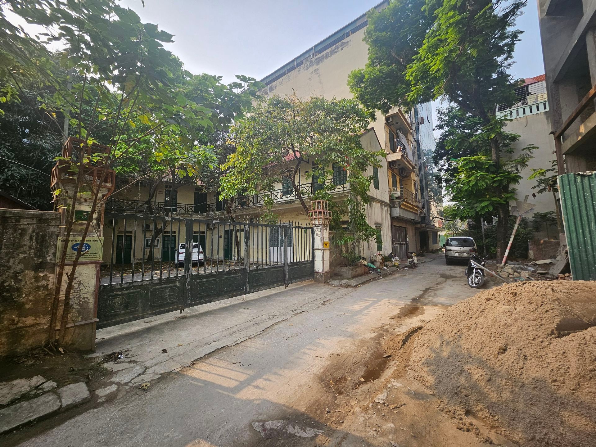 Bán nhà Bùi Huy Bích - diện tích 400m2 0 tầng - Cực hiếm - giá 100 tỷ