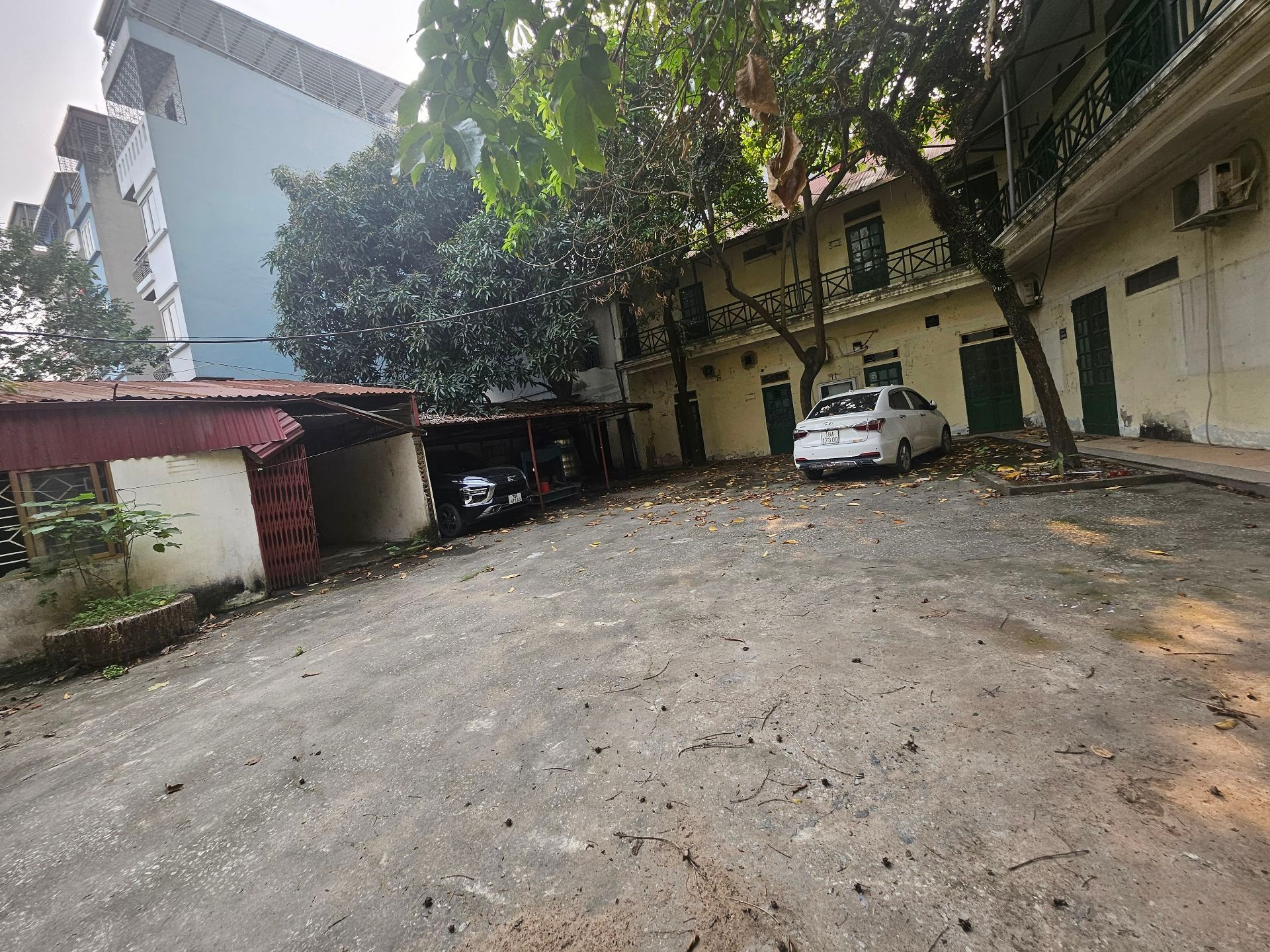 Bán nhà Bùi Huy Bích - diện tích 400m2 0 tầng - Cực hiếm - giá 100 tỷ