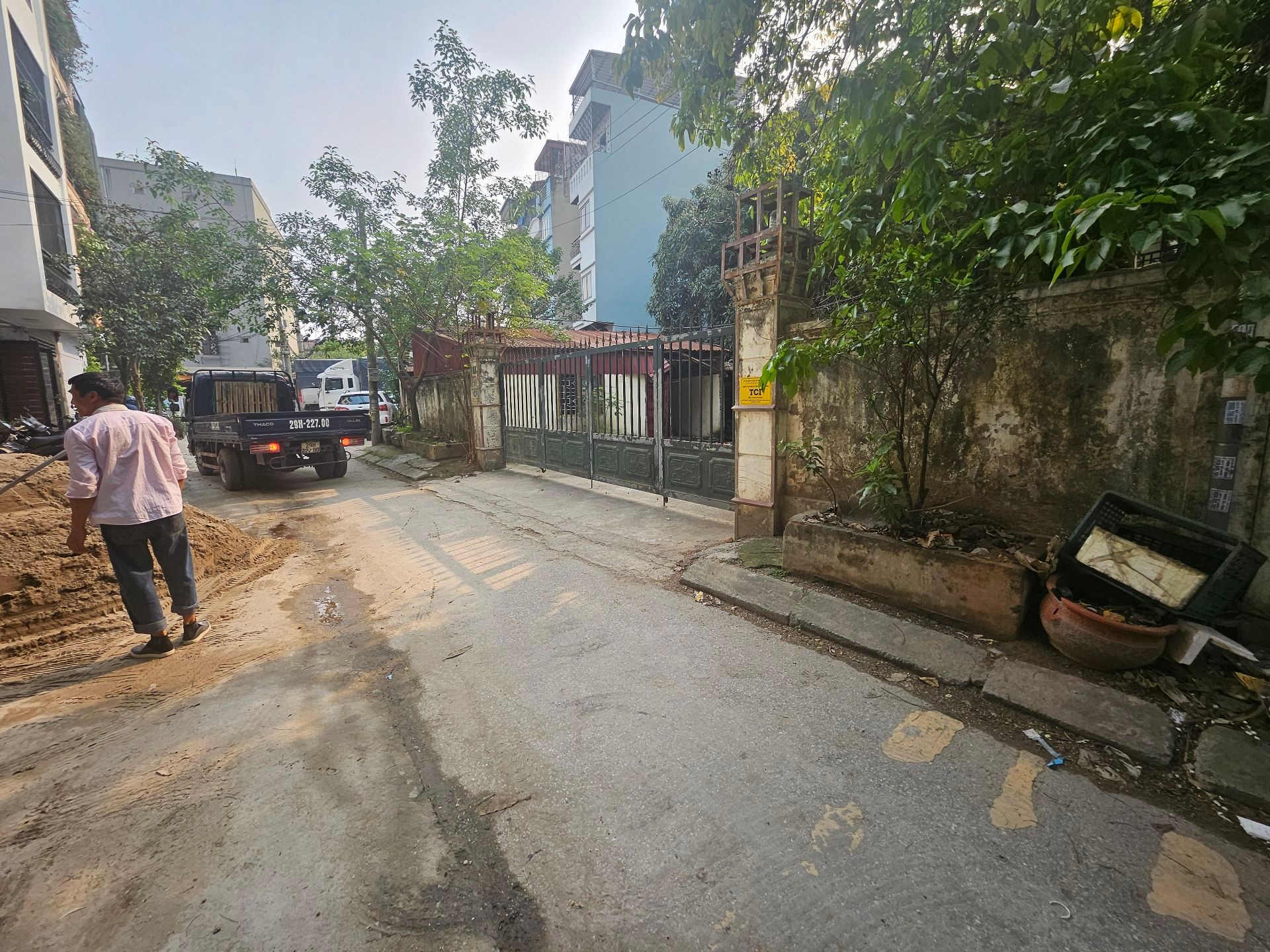 Bán nhà Bùi Huy Bích - diện tích 400m2 0 tầng - Cực hiếm - giá 100 tỷ