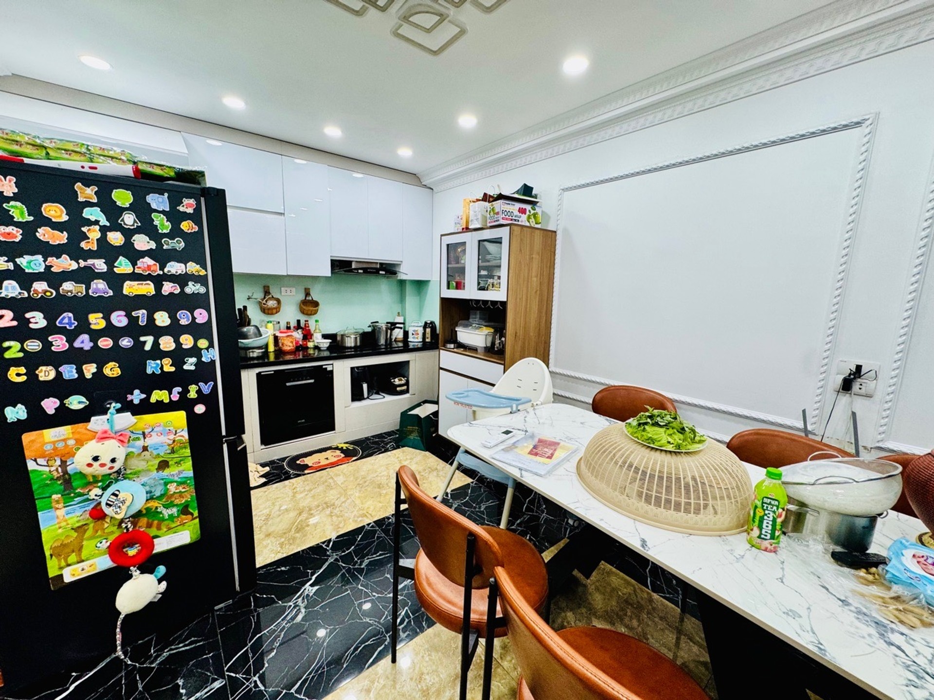 Bán nhà Tây Sơn - diện tích 48m2 6 tầng - Ô tô VF3 đỗ gần cửa - giá 11,6 tỷ