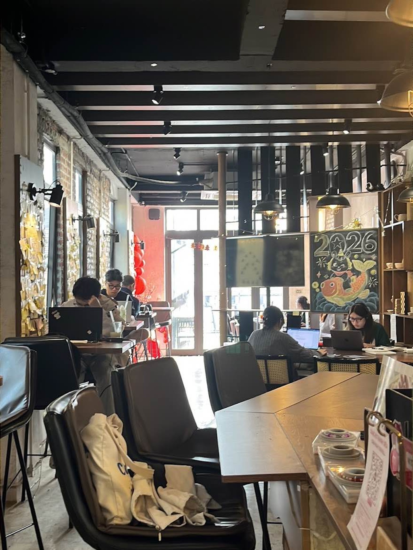 Bán nhà Khâm Thiên - diện tích 105m2 7 tầng - Lô góc 2 mặt thoáng - giá 55 tỷ