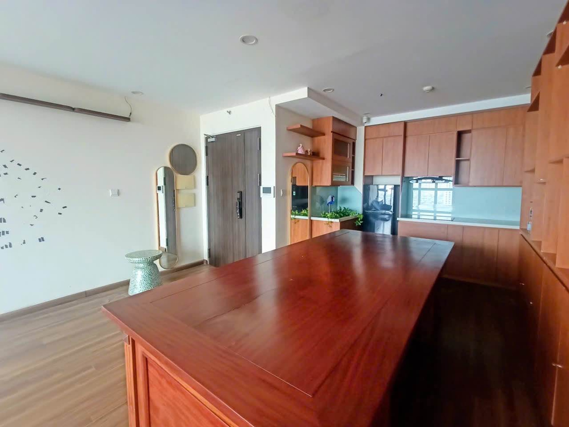 Bán nhà Nguyễn Đức Cảnh - diện tích 98m2 1 tầng - Lô góc thoáng sáng - giá 8,8 tỷ
