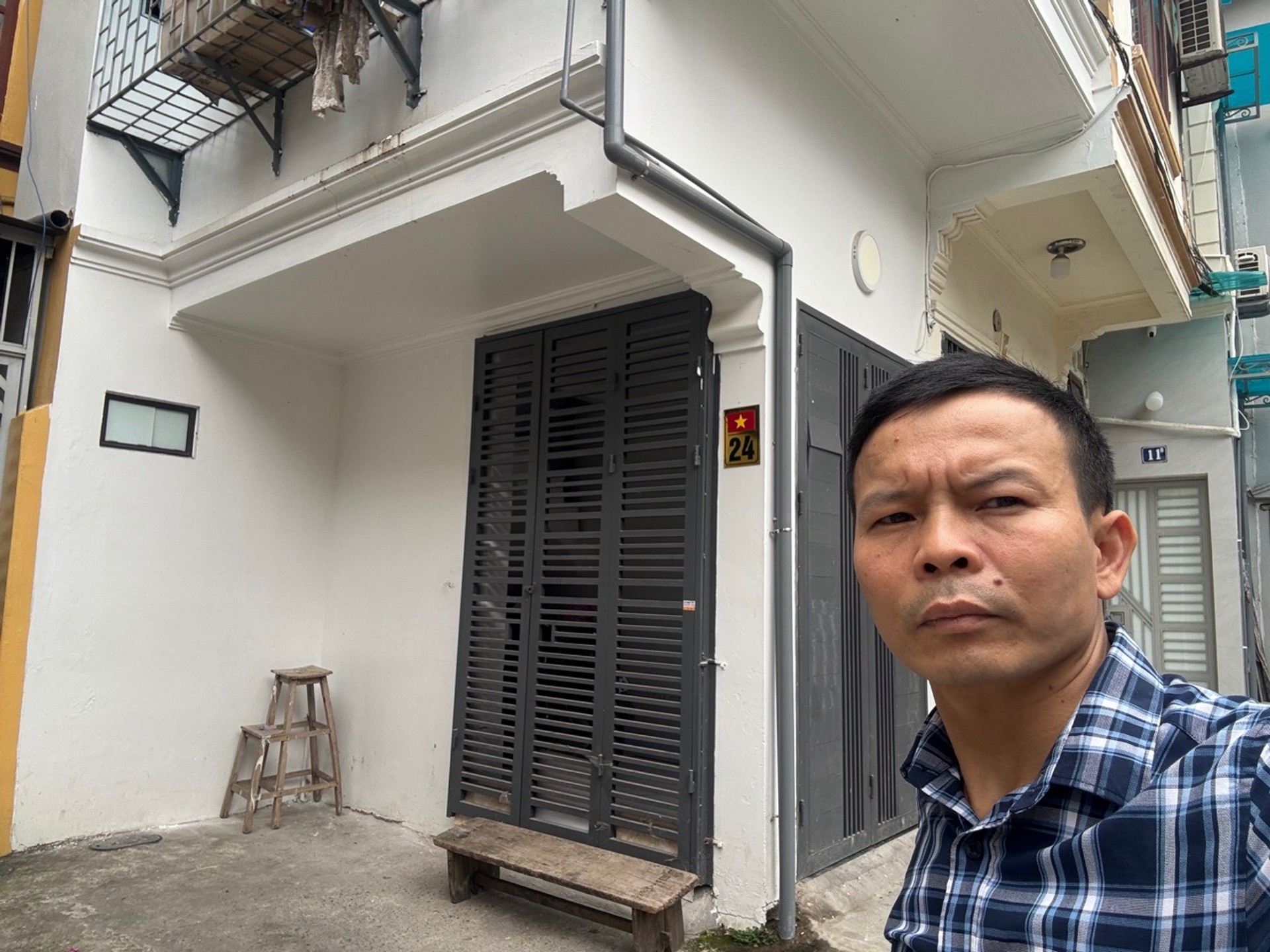 Bán nhà Hai Bà Trưng - diện tích 23m2 5 tầng - Lô góc hai mặt tiền - giá 4,3 tỷ