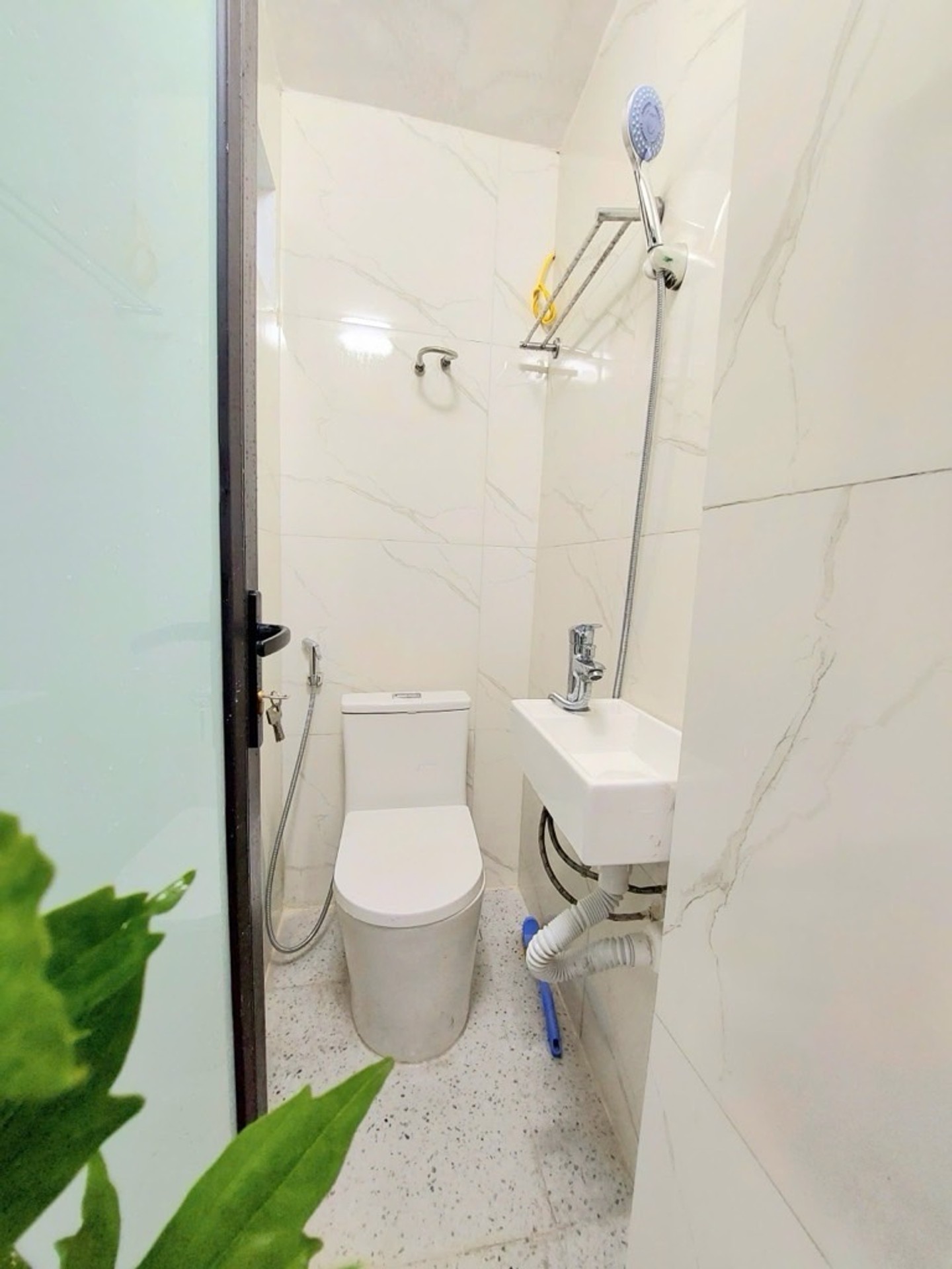 Bán nhà Hai Bà Trưng - diện tích 23m2 5 tầng - Lô góc hai mặt tiền - giá 4,3 tỷ