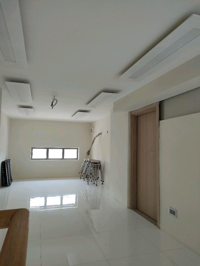 Bán nhà Nguyễn Xiển - diện tích 76m2 5 tầng - Sổ đỏ chính chủ - giá 31,5 tỷ