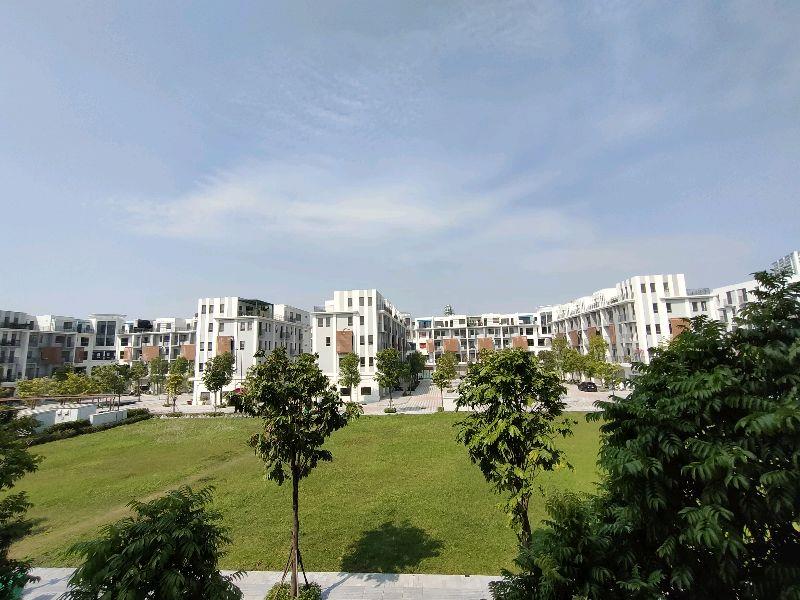 Bán nhà Nguyễn Xiển - diện tích 76m2 5 tầng - Sổ đỏ chính chủ - giá 31,5 tỷ