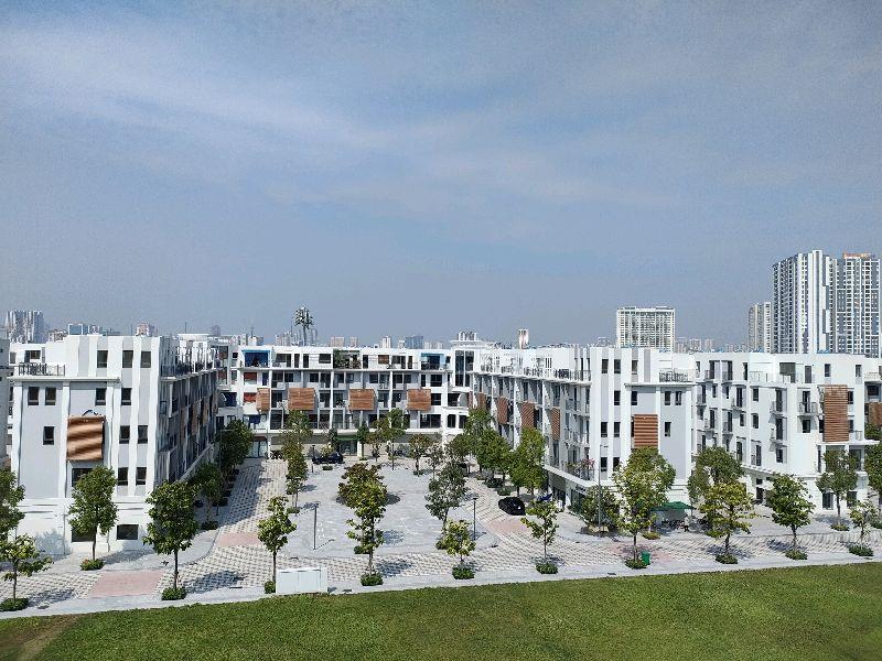 Bán nhà Nguyễn Xiển - diện tích 76m2 5 tầng - Sổ đỏ chính chủ - giá 31,5 tỷ