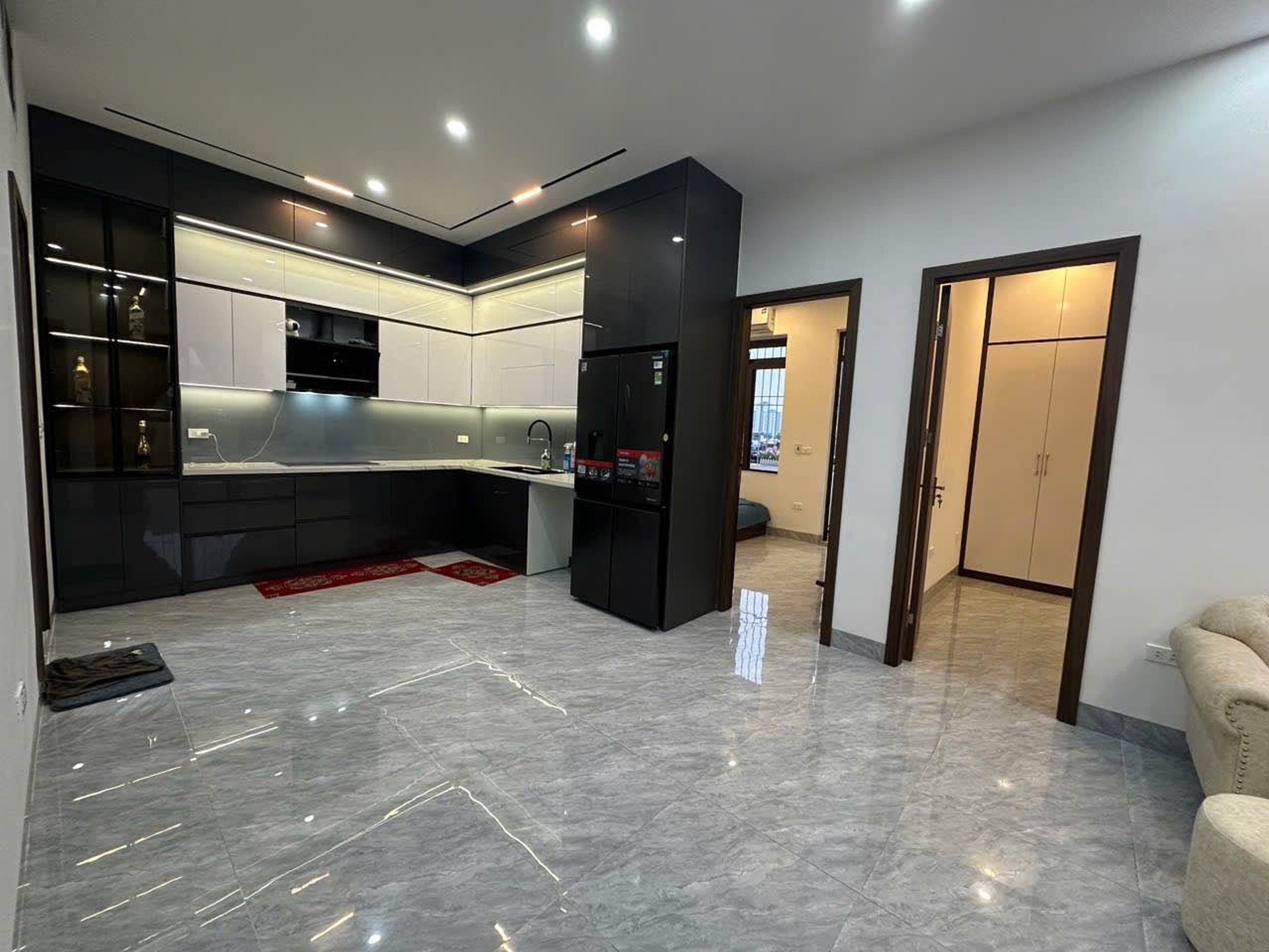 Bán nhà Thanh Nhàn - diện tích 78m2 6 tầng - Lô góc, ánh sáng tự nhiên - giá 5,5 tỷ