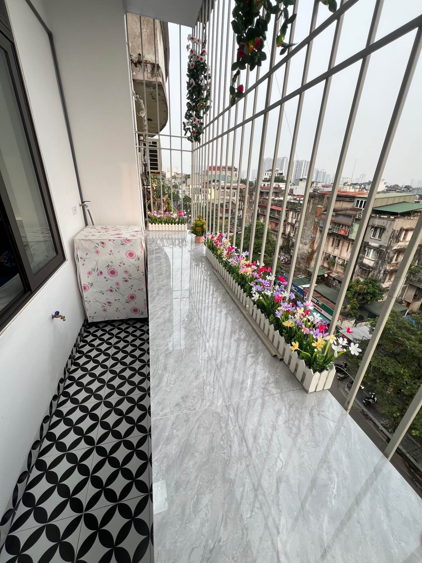 Bán nhà Thanh Nhàn - diện tích 78m2 6 tầng - Lô góc, ánh sáng tự nhiên - giá 5,5 tỷ