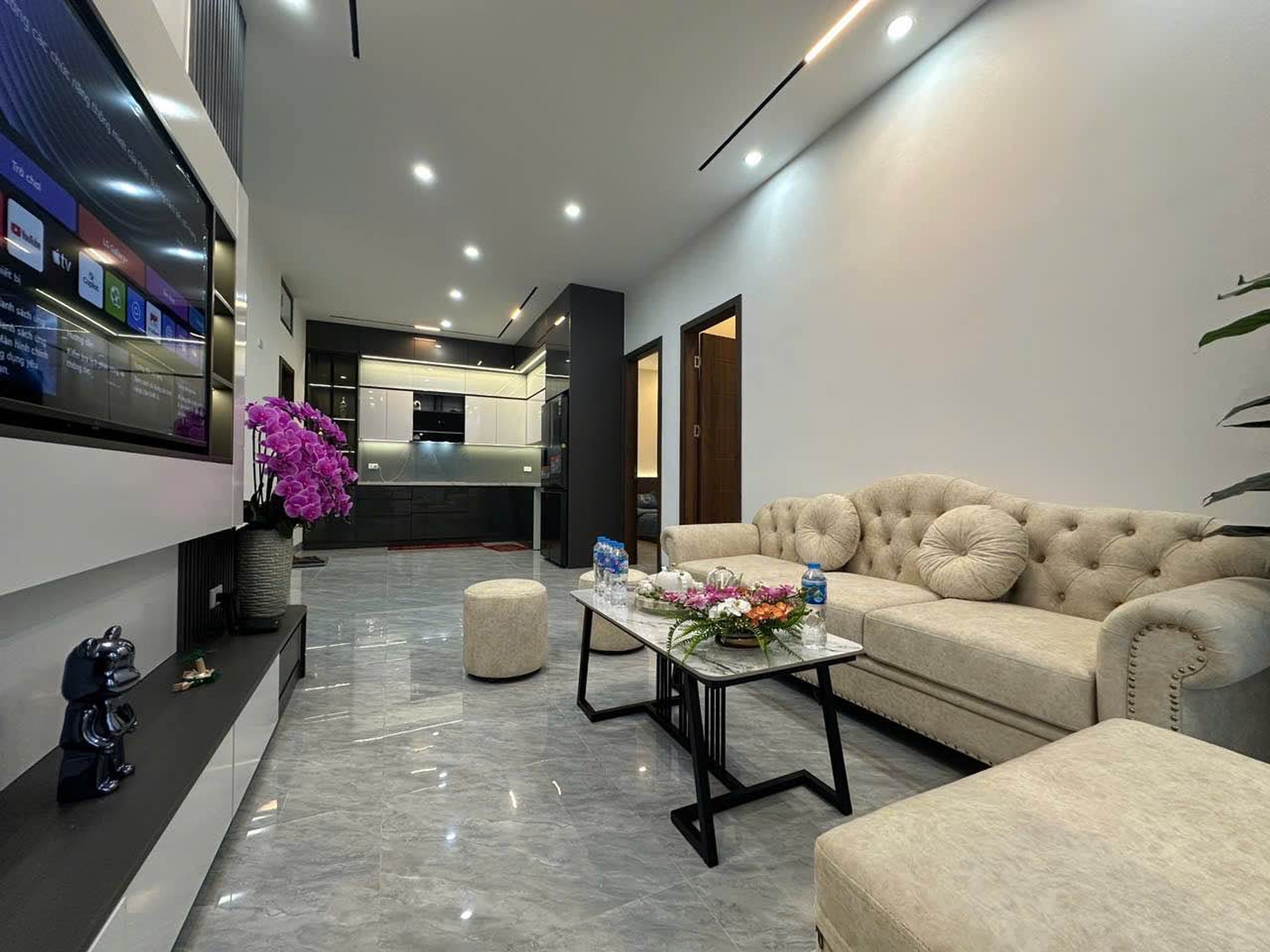 Bán nhà Thanh Nhàn - diện tích 78m2 6 tầng - Lô góc, ánh sáng tự nhiên - giá 5,5 tỷ