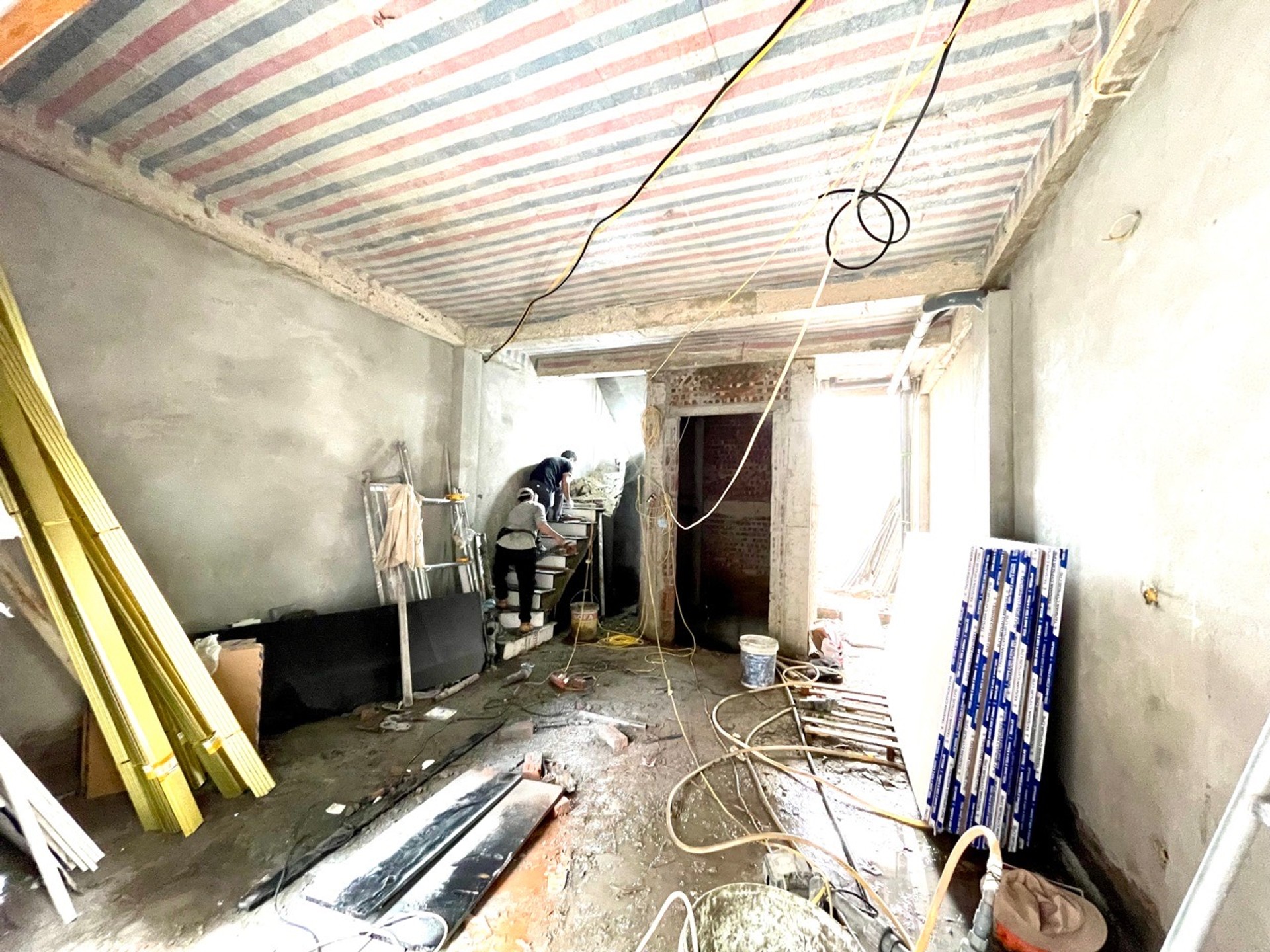 Bán nhà Ngõ 2A - diện tích 34m2 6 tầng - Ô TÔ ĐỖ CỬA - giá 12 tỷ