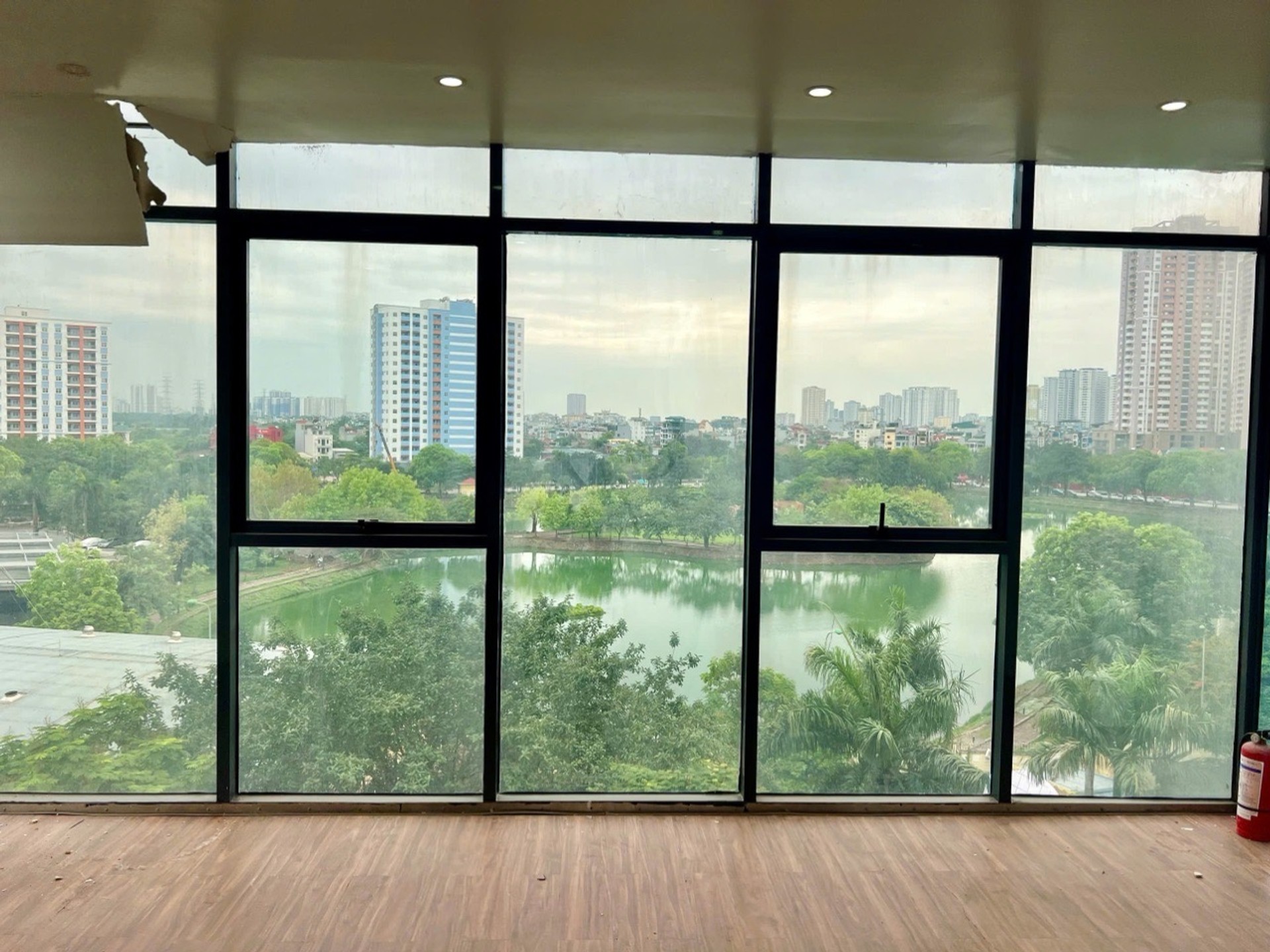 Bán nhà Hoàng Mai - diện tích 106m2 9 tầng - Mặt phố lô góc - giá 56 tỷ