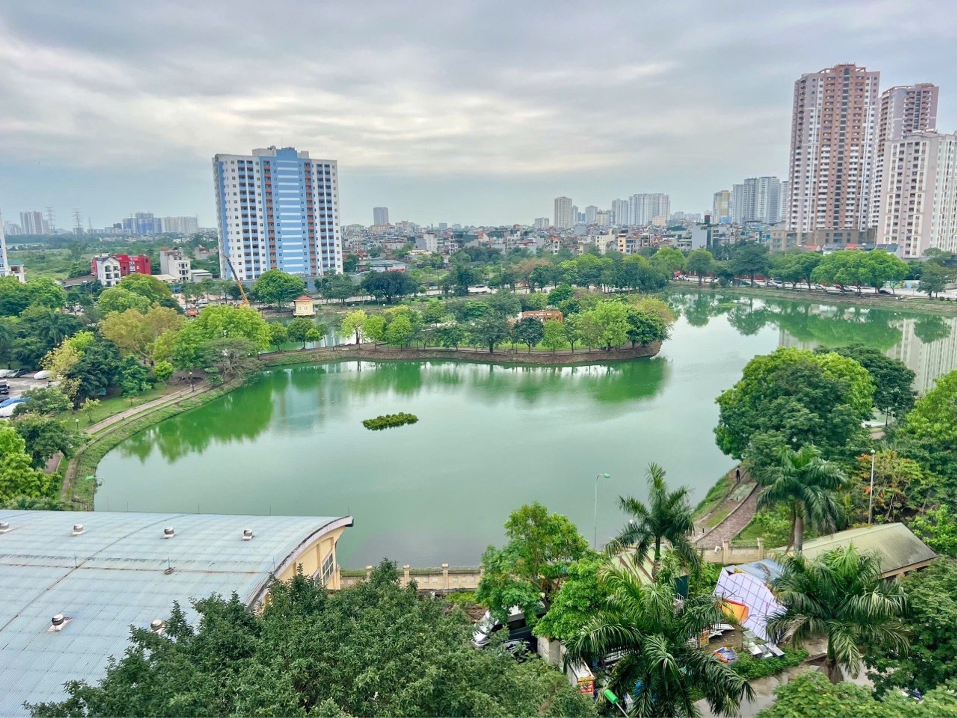 Bán nhà Hoàng Mai - diện tích 106m2 9 tầng - Mặt phố lô góc - giá 56 tỷ
