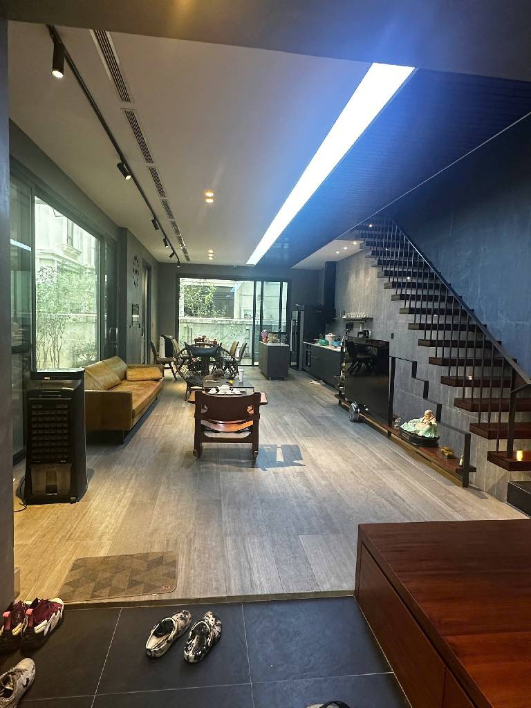 Bán nhà Green Bay - diện tích 150m2 5 tầng - Biệt thự liền kề đẳng cấp - giá 105 tỷ