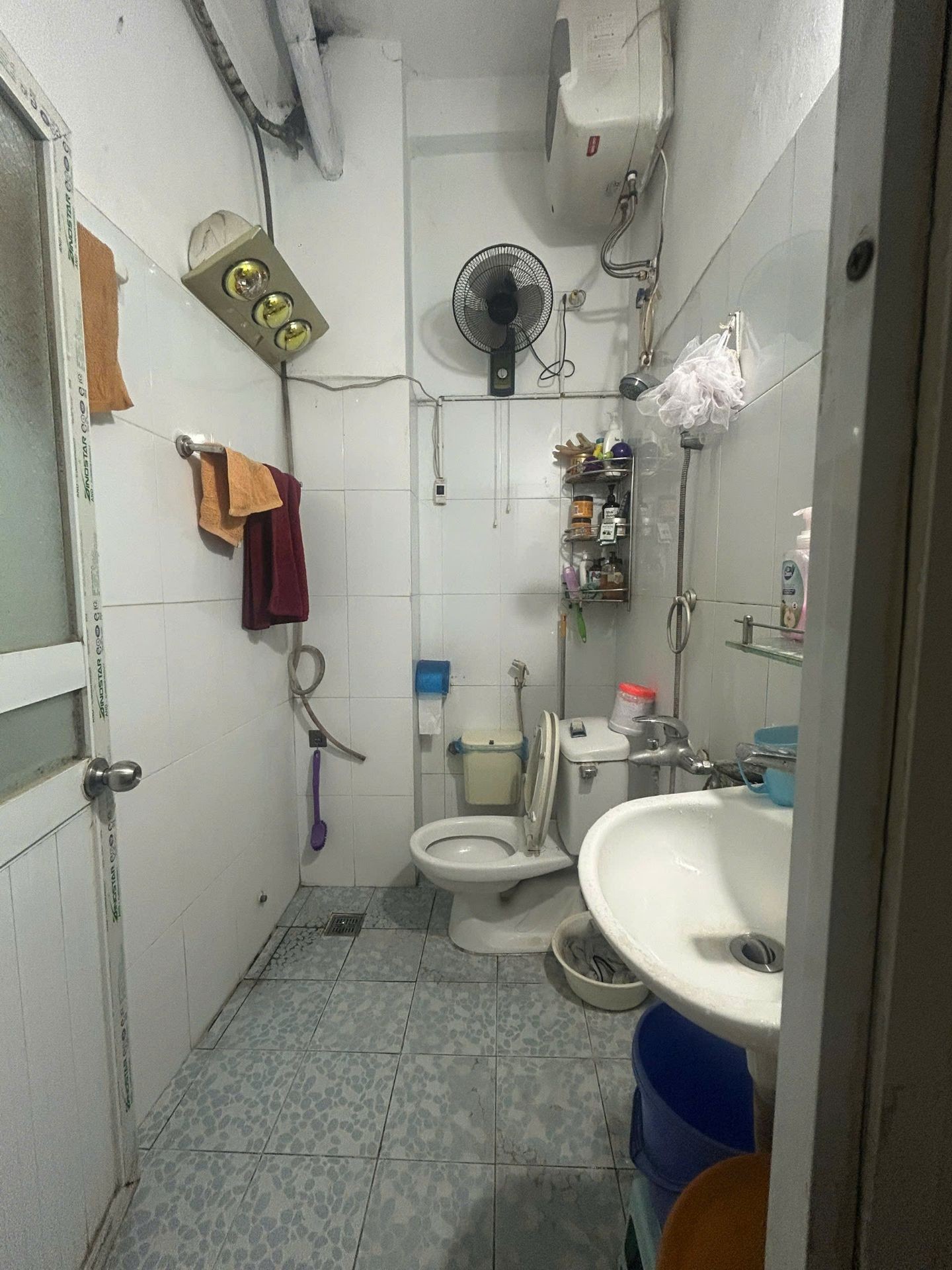 Bán nhà Hồng Hà - diện tích 45m2 4 tầng - Ngõ 2 ô tô tránh - giá 31,1 tỷ