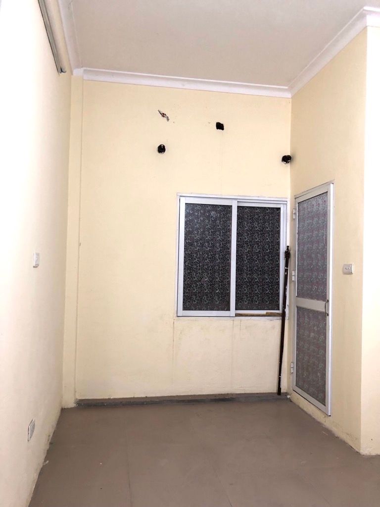 Bán nhà Hồng Mai - diện tích 23m2 4 tầng - Ô tô đỗ cách nhà 40m - giá 8,4 tỷ