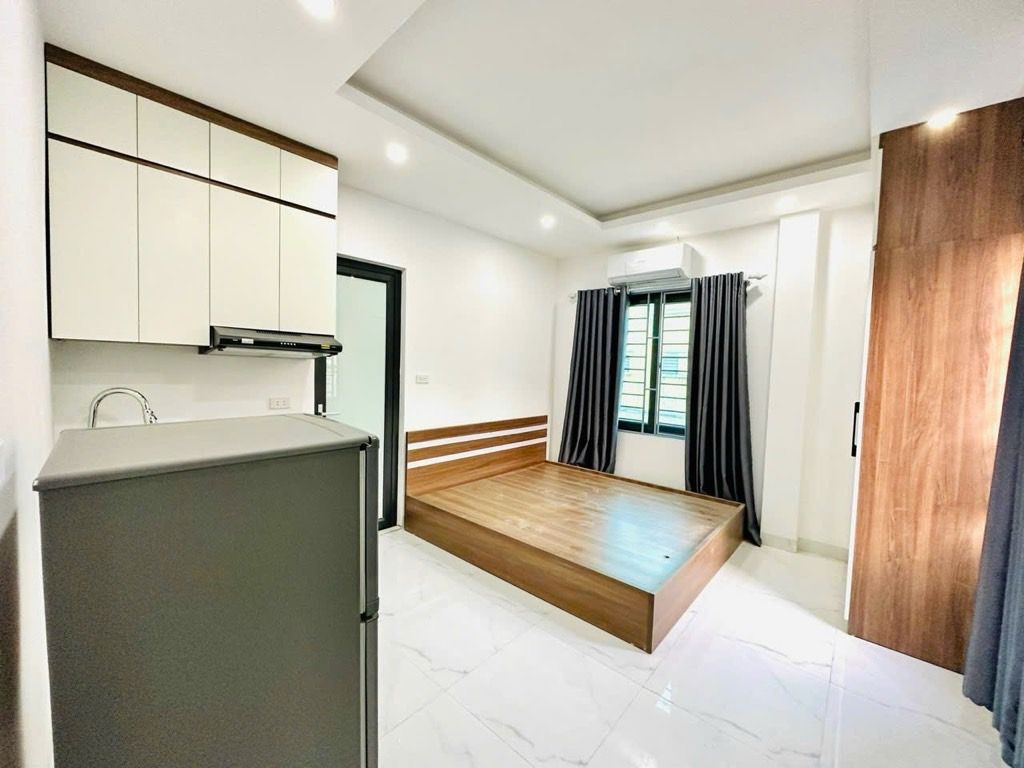 Bán nhà Mạc Thị Bưởi - diện tích 107.1m2 7 tầng - Bốn mặt thoáng - giá 38,6 tỷ