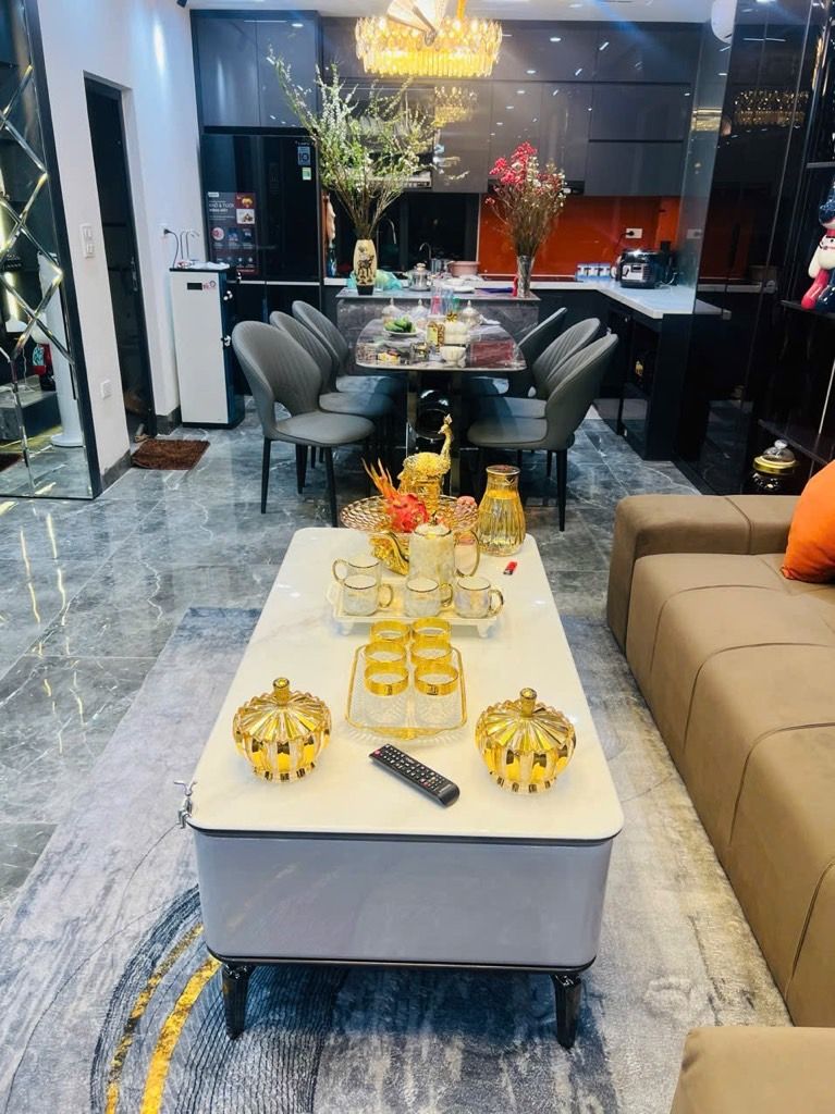 Bán nhà Mạc Thị Bưởi - diện tích 107.1m2 7 tầng - Bốn mặt thoáng - giá 38,6 tỷ