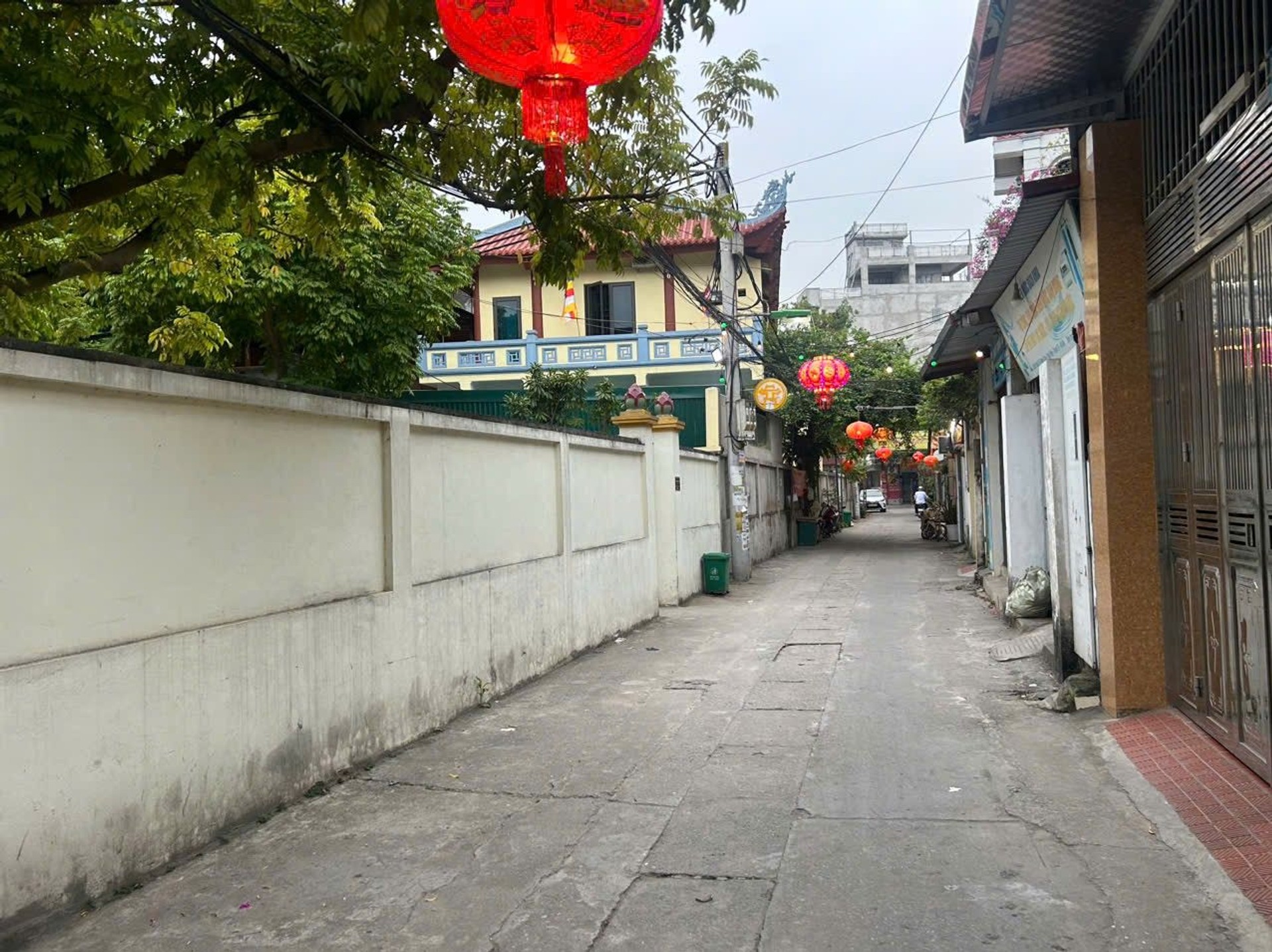 Bán nhà Ngõ 1 ô tô - diện tích 520m2 0 tầng - Chỉ có 1 mặt tiền - giá 49,9 tỷ