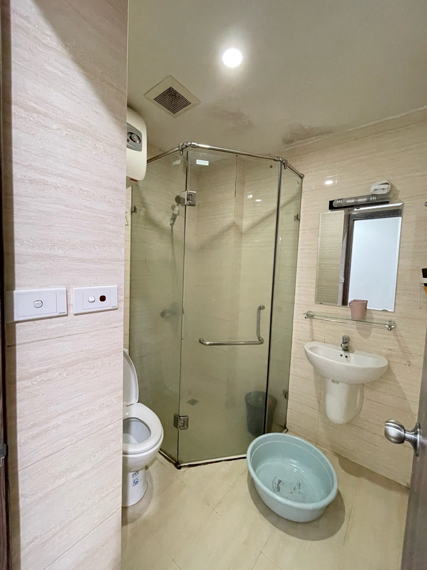 Bán nhà Hoàng Mai - diện tích 66m2 28 tầng - Căn hộ giá tốt nhất khu vực - giá 6 tỷ