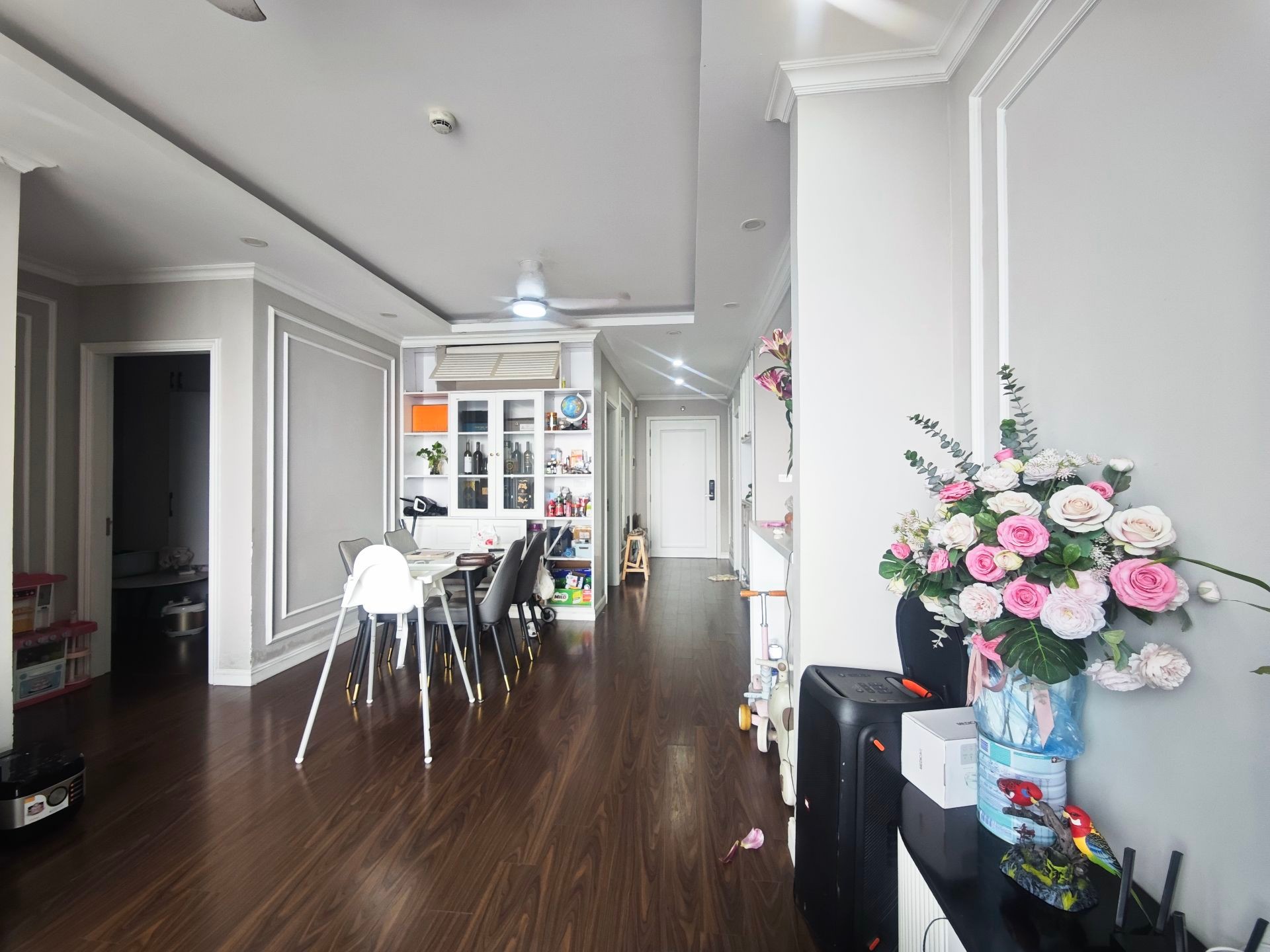 Bán nhà Phạm Tu - diện tích 85m2 11 tầng - Căn hộ lô góc - giá 8 tỷ