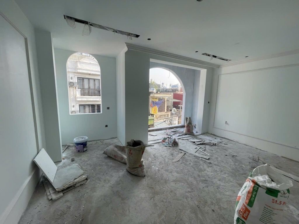 Bán nhà Nguyễn Khoái - diện tích 170m2 5 tầng - Ô tô kinh doanh - giá 43 tỷ