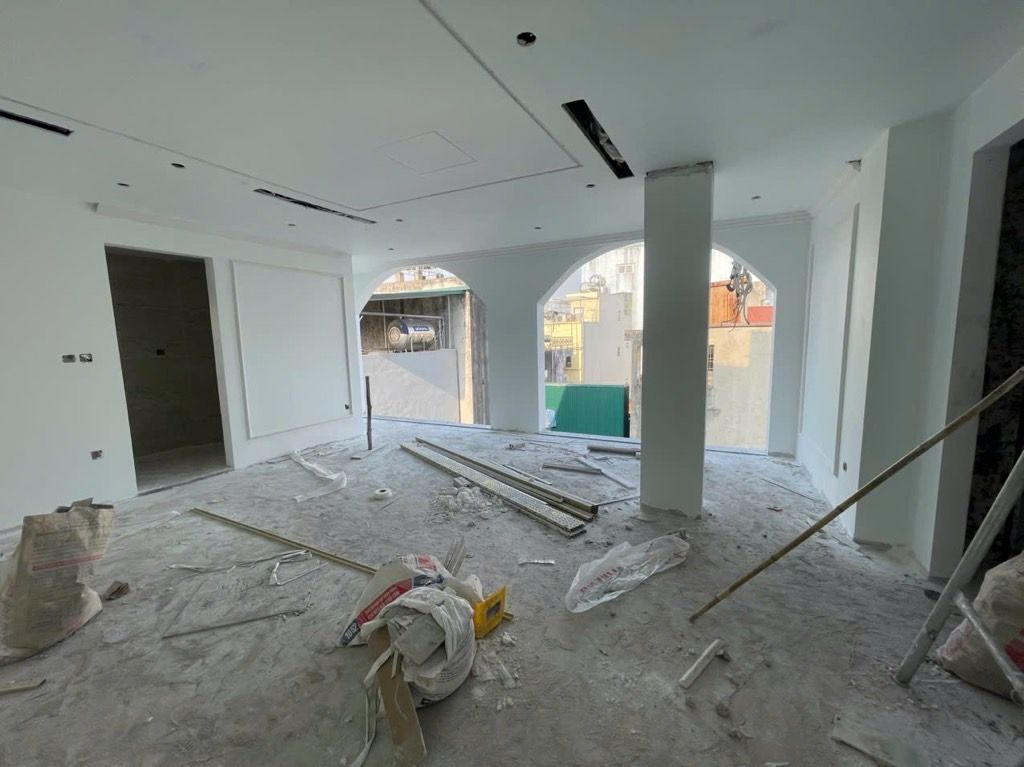 Bán nhà Nguyễn Khoái - diện tích 170m2 5 tầng - Ô tô kinh doanh - giá 43 tỷ