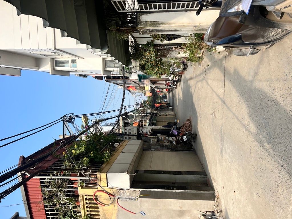 Bán nhà Nguyễn Khoái - diện tích 170m2 5 tầng - Ô tô kinh doanh - giá 43 tỷ