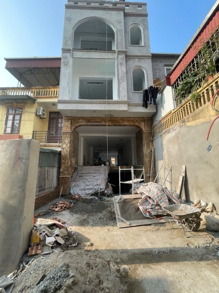 Bán nhà Nguyễn Khoái - diện tích 170m2 5 tầng - Ô tô kinh doanh - giá 43 tỷ