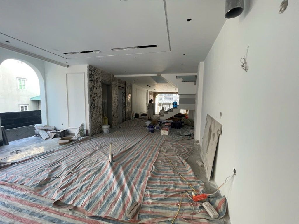 Bán nhà Nguyễn Khoái - diện tích 170m2 5 tầng - Ô tô kinh doanh - giá 43 tỷ