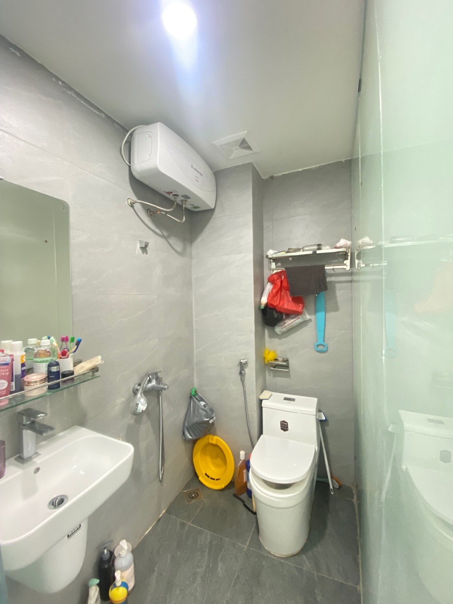 Bán nhà Nguyễn Xiển - diện tích 20m2 4 tầng - Nhà mới ngõ thông - giá 1,95 tỷ