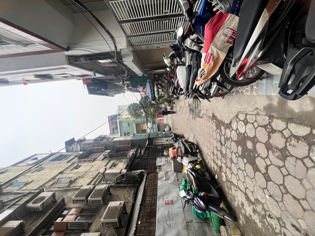 Bán nhà Lạc Trung - diện tích 80m2 3 tầng - Mặt phố kinh doanh sầm uất - giá 78 tỷ