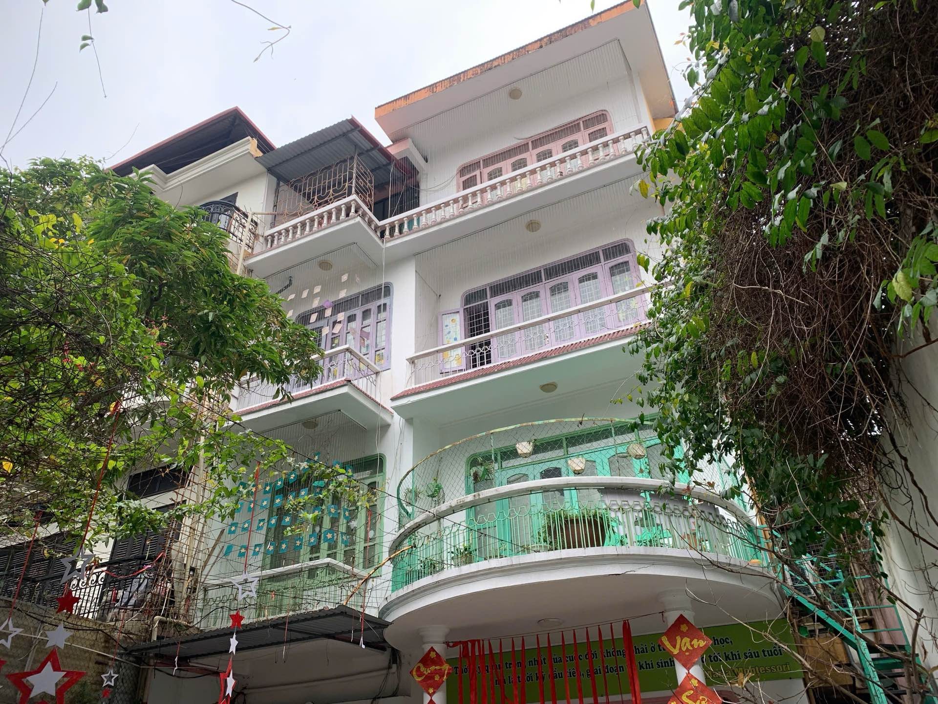 Bán nhà Ngõ Văn Hương - diện tích 177m2 4 tầng - Kinh doanh đỉnh - giá 47,5 tỷ