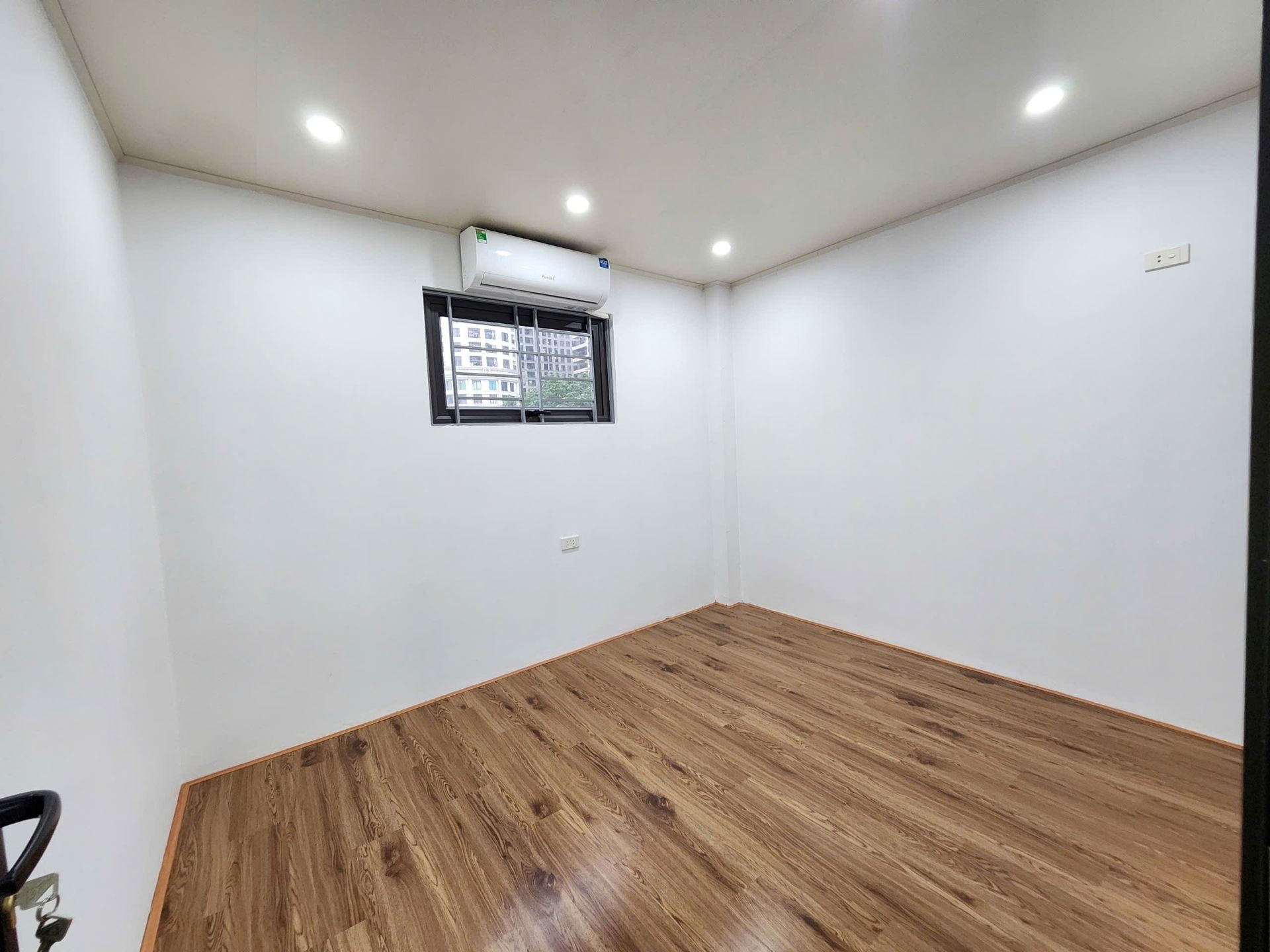Bán nhà Tân Khai - diện tích 27m2 2 tầng - Nhà đẹp ở luôn - giá 2,5 tỷ