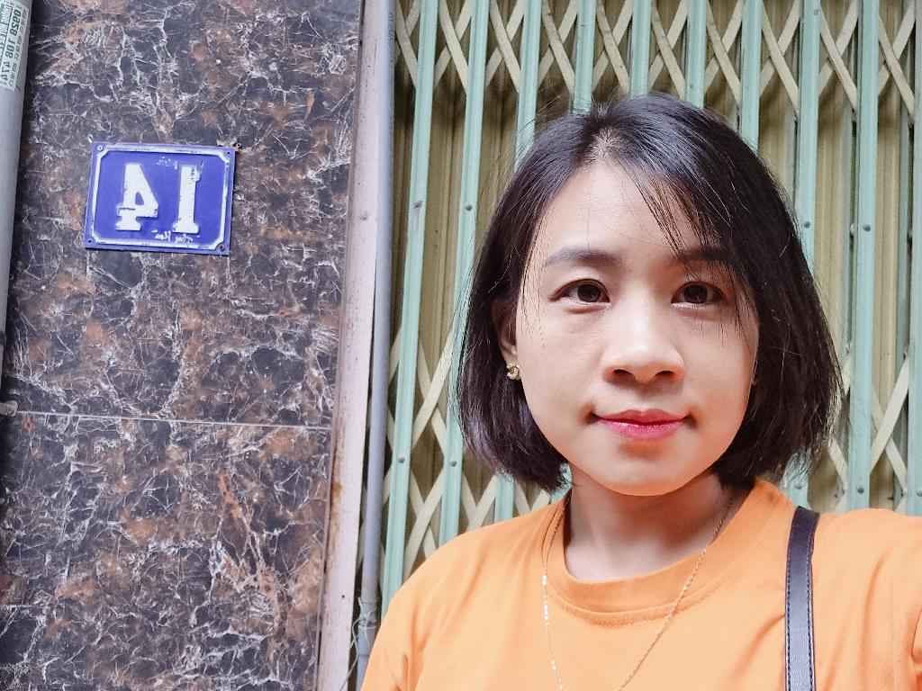 Bán nhà Trịnh Đình Cửu - diện tích 24m2 2 tầng - Ngõ thoáng - giá 2,5 tỷ