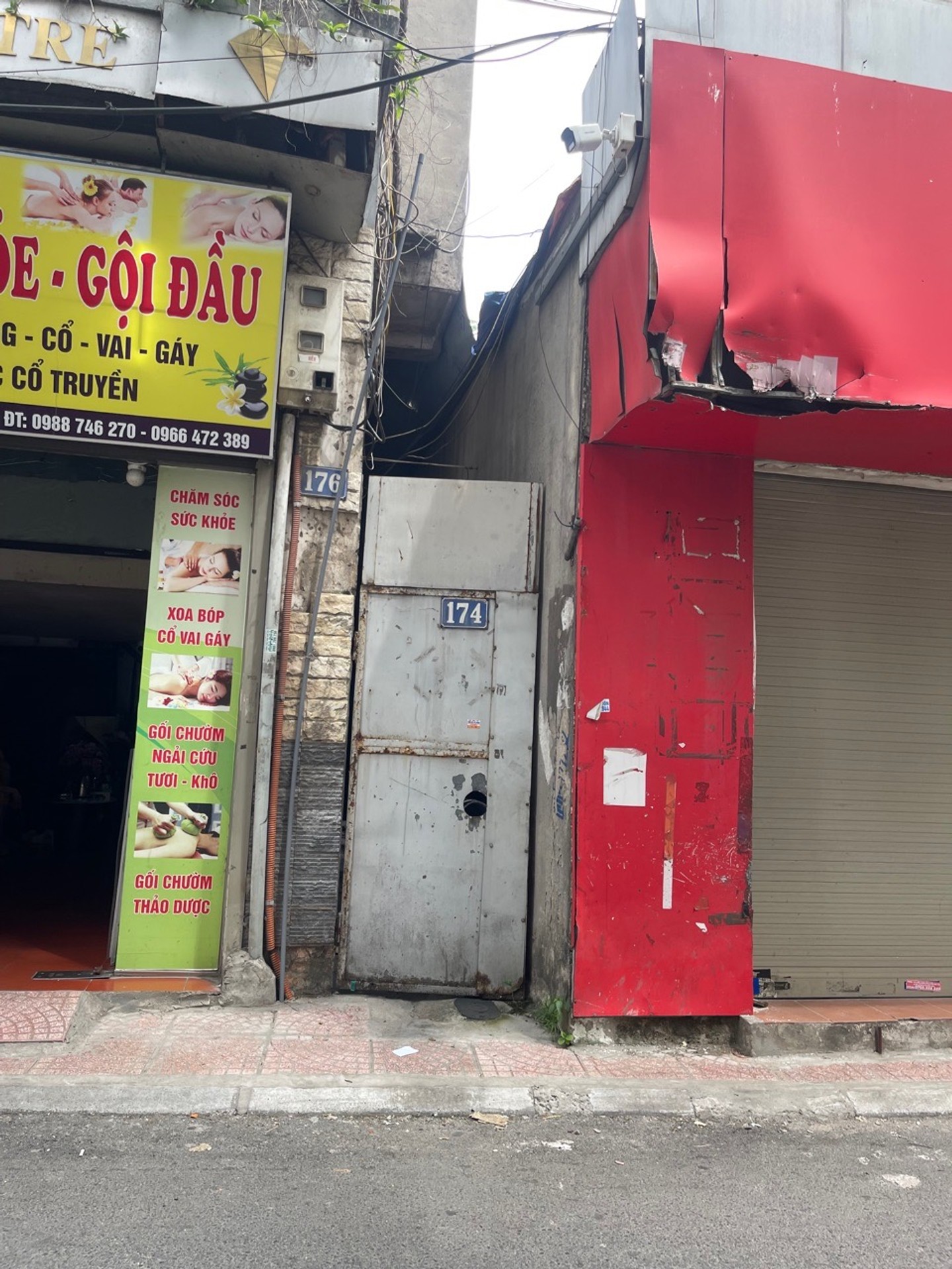 Bán nhà Trần Quý Cáp - diện tích 23m2 2 tầng - Mặt hồ Linh Quang - giá 4,2 tỷ