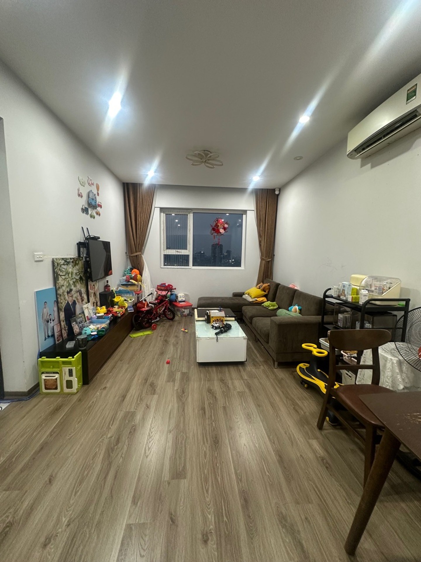 Bán nhà Khương Trung - diện tích 73m2 17 tầng - Nhà đẹp về ở ngay - giá 6,4 tỷ