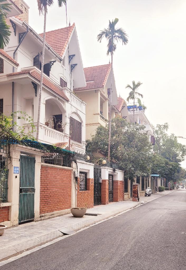 Bán nhà Định Công - diện tích 150m2 4 tầng - Biệt thự đẳng cấp - giá 50 tỷ