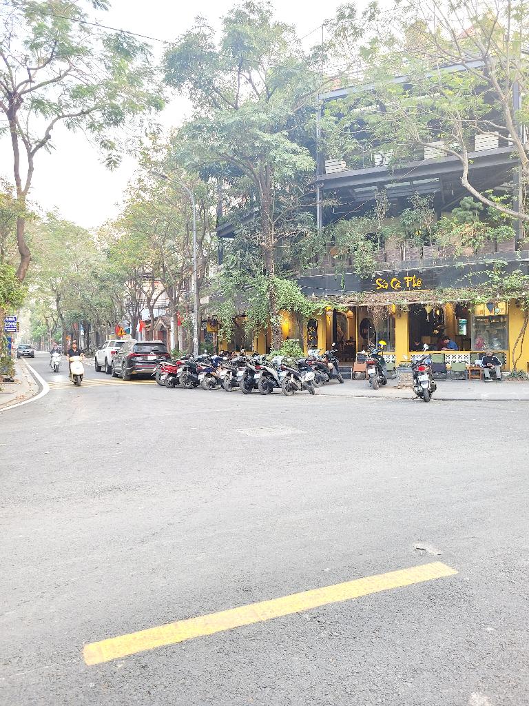 Bán nhà Định Công - diện tích 150m2 4 tầng - Biệt thự đẳng cấp - giá 50 tỷ