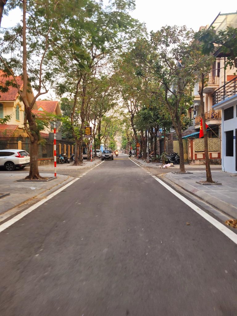 Bán nhà Định Công - diện tích 150m2 4 tầng - Biệt thự đẳng cấp - giá 50 tỷ