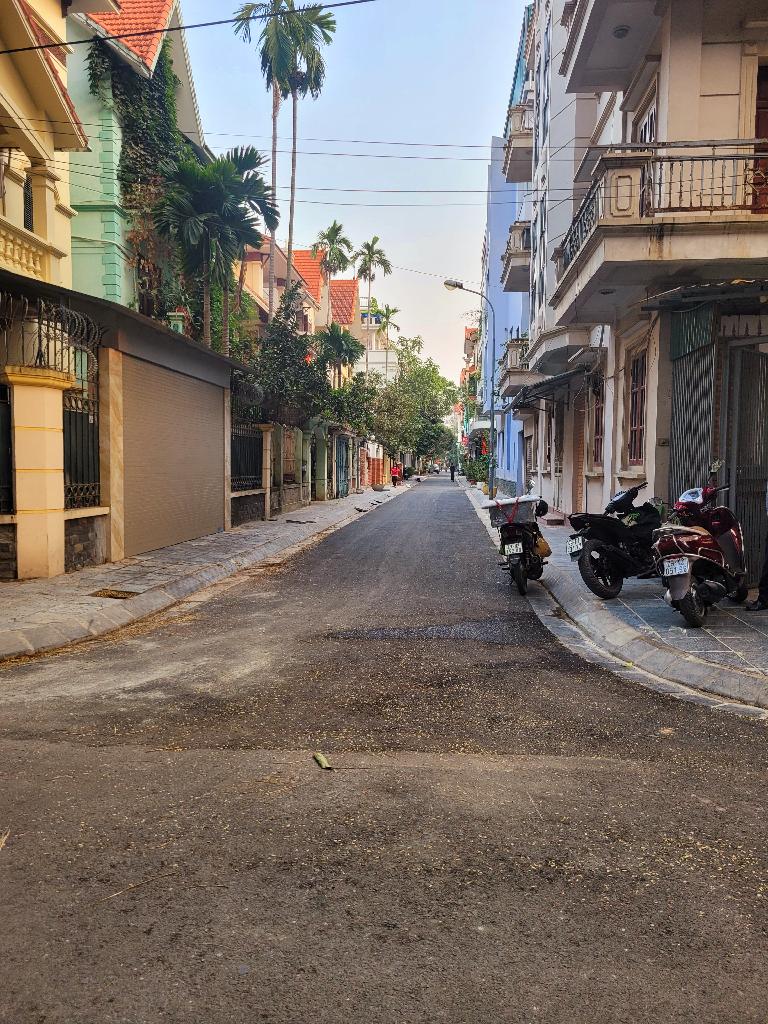 Bán nhà Định Công - diện tích 150m2 4 tầng - Biệt thự đẳng cấp - giá 50 tỷ