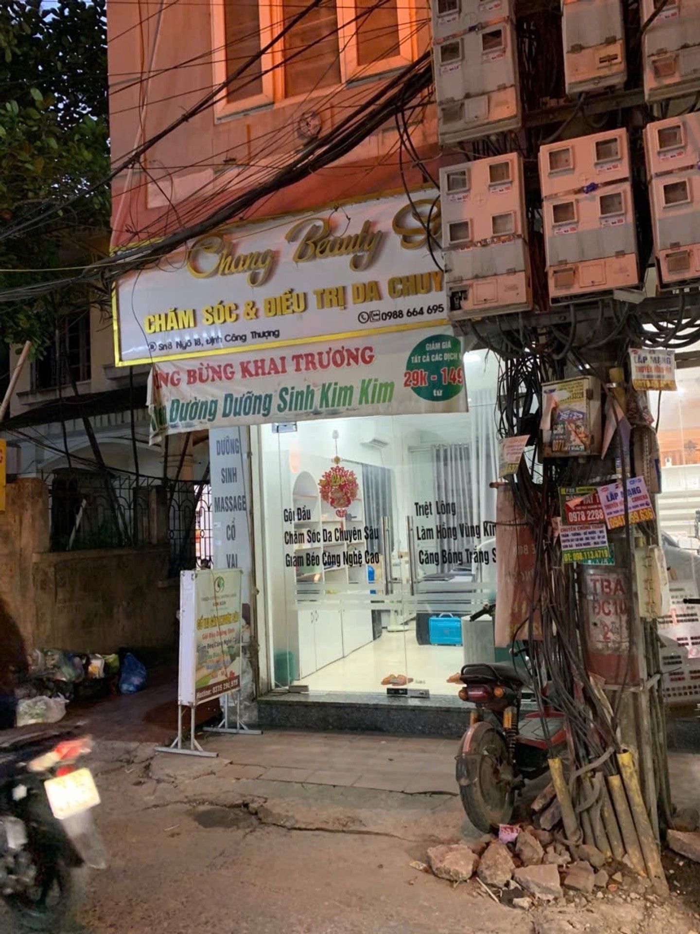 Bán nhà Định Công Thượng - diện tích 39m2 5 tầng - Lô góc, ô tô tránh - giá 14,3 tỷ