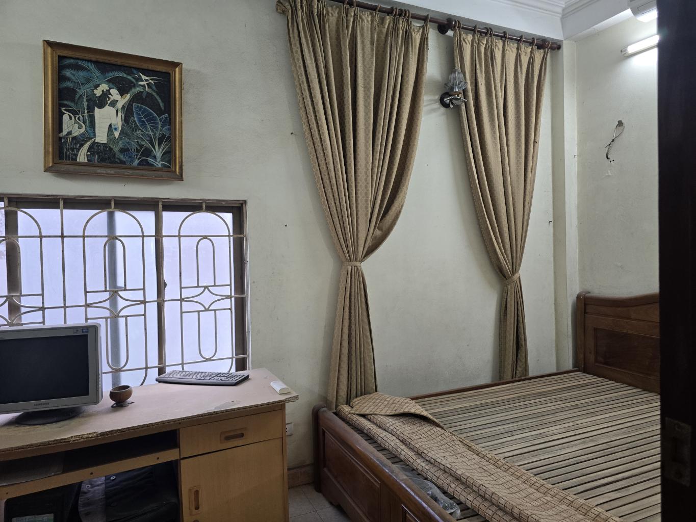 Bán nhà Kim Ngưu - diện tích 43m2 5 tầng - Nhà dân xây chắc chắn - giá 11,5 tỷ