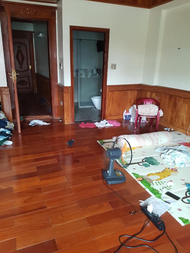 Bán nhà Phùng Khoang - diện tích 122m2 5 tầng - MẶT NGÕ TO HƠN MẶT PHỐ - giá 36,5 tỷ